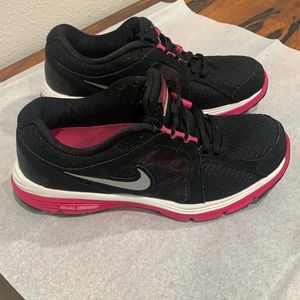 Nike Dual Fusion Run Womens Shoes size 8.5 pink